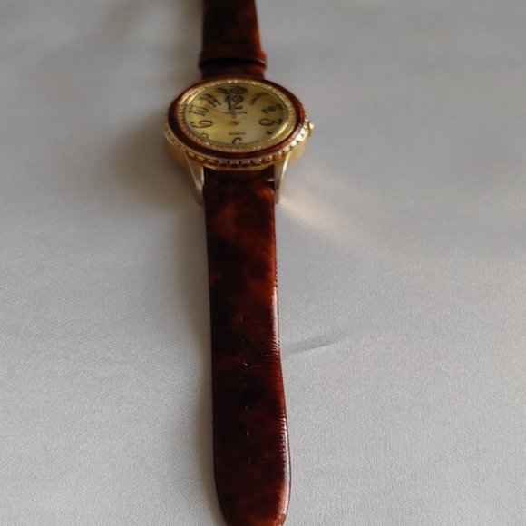 🎯  Watch - Picture 3 of 5